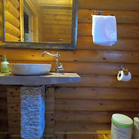 Katia Agiokampos Αγιόκαμπος