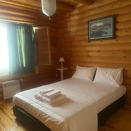 Katia Agiokampos * Αγιόκαμπος